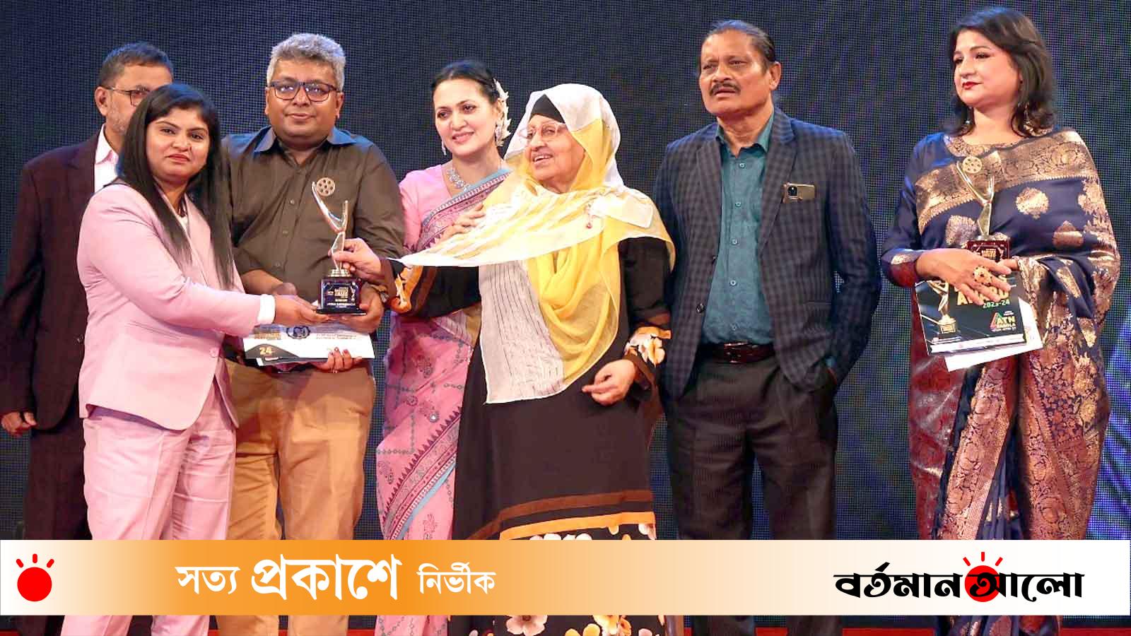বাবিসাস অ্যাওয়ার্ড পেলেন নাট্যকার অর্পনা রানী রাজবংশী