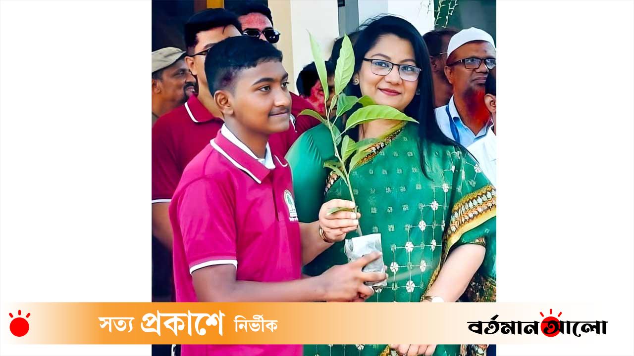 টাঙ্গাইলে বৃক্ষমেলা ২০০৫ এর উদ্বোধন